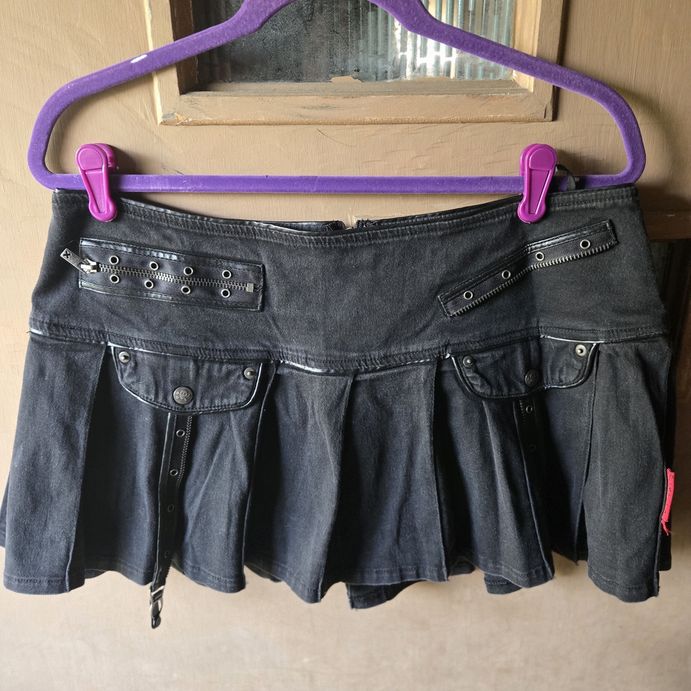 XL Vintage Tripp NYC Black Pleated Mini Skirt